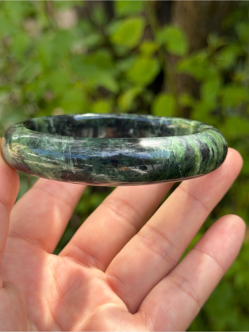 62mm inner diameter green xiuyu jade bangle 1748